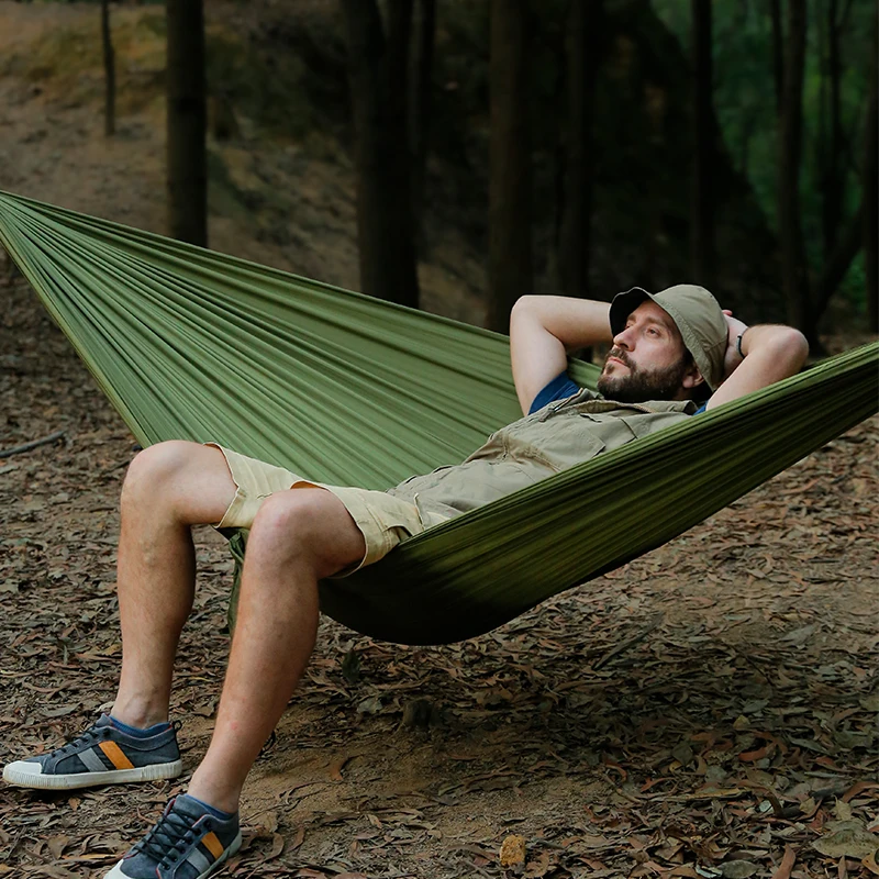 Przenośny nylonowy hamak kempi – Double Hammock Portable Parachute Nylon recenzja i cena