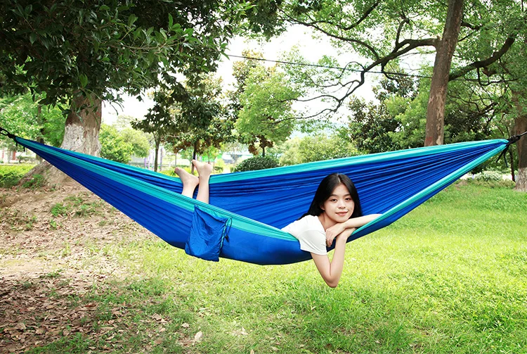Hamak przenośny dla dwóch osób – Double Hammock Portable Parachute Nylon recenzja i cena