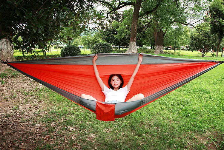 Hamak przenośny dla dwóch osób – Double Hammock Portable Parachute Nylon recenzja i cena